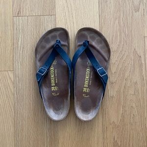 Birkenstock sandal - flip flop style